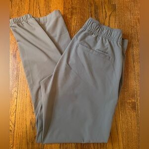 Travis Mathew Charcoal Men’s Pants - Small